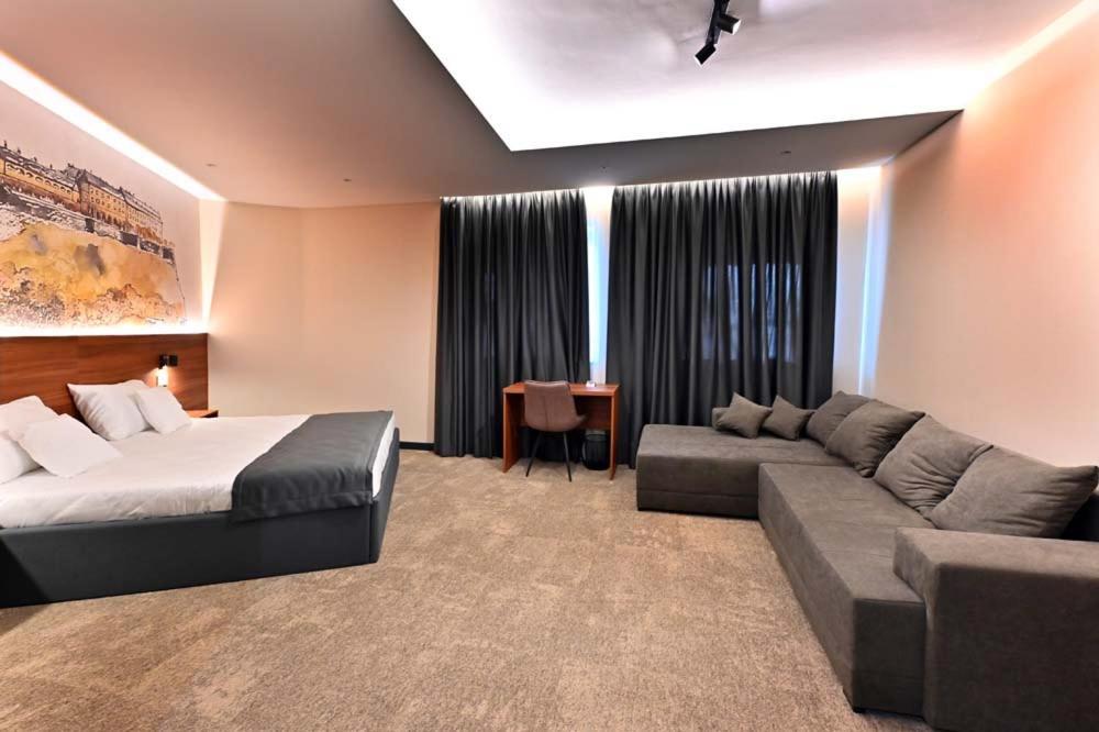 Tvrdjava Rooms - نوفي ساد المظهر الخارجي الصورة